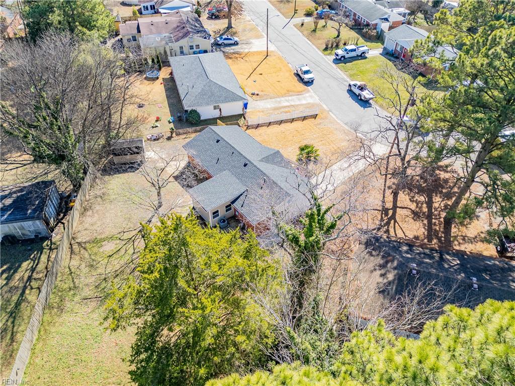 4716 Bridgeman LN