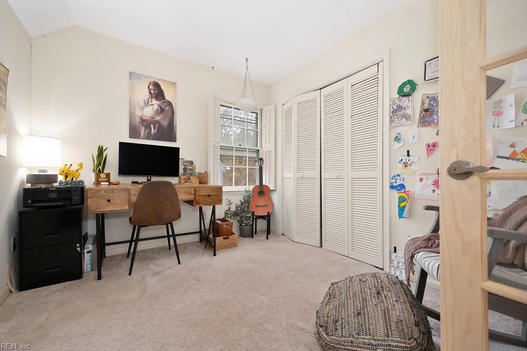 2449 Entrada DR
