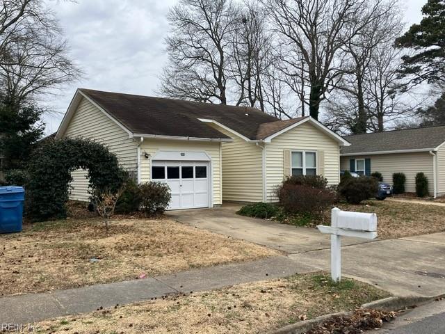 1592 Hummingbird LN