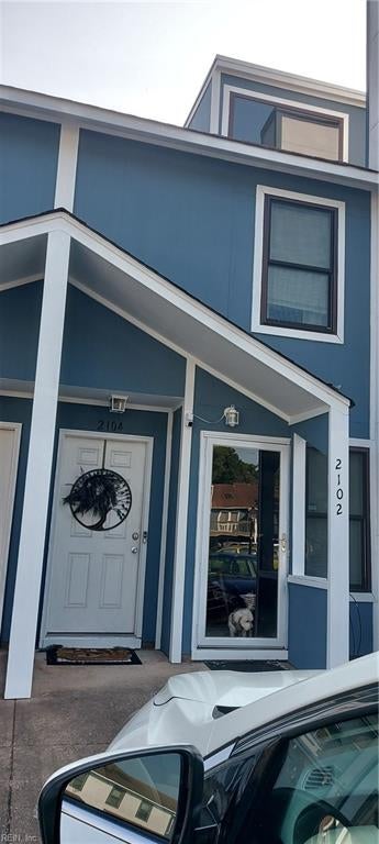 2102 Point Hollow CT