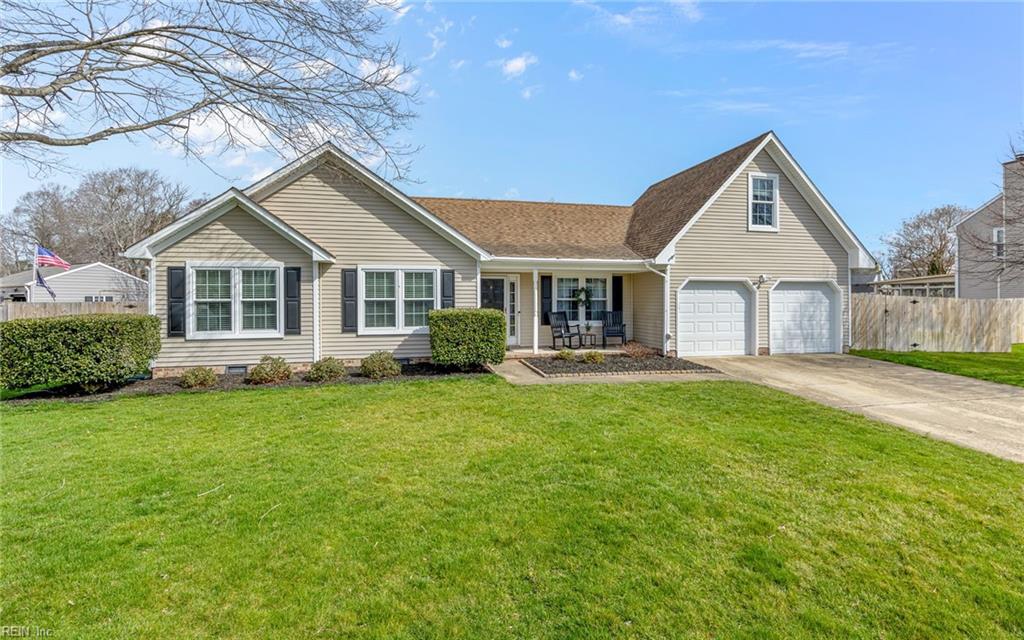 836 Blackthorne DR