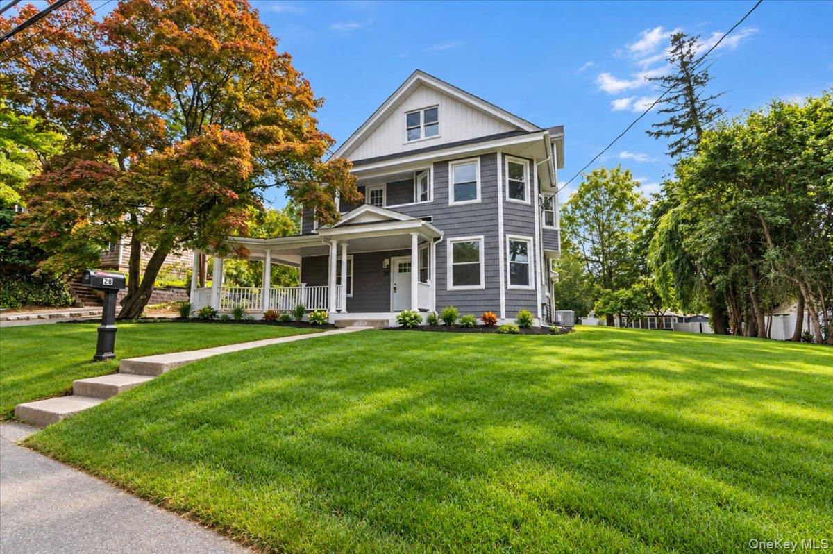 28 Ketewomoke Drive