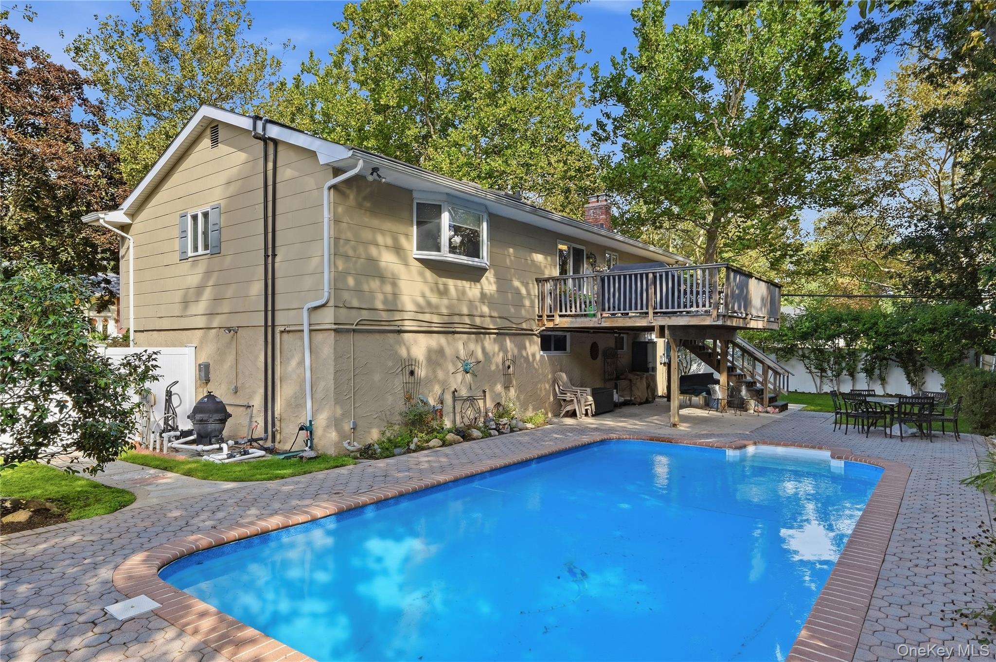 26 Pickwick Hill Drive