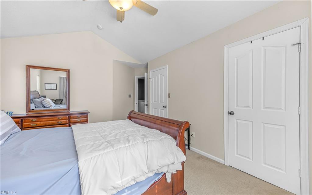 2304 Barnsely CT