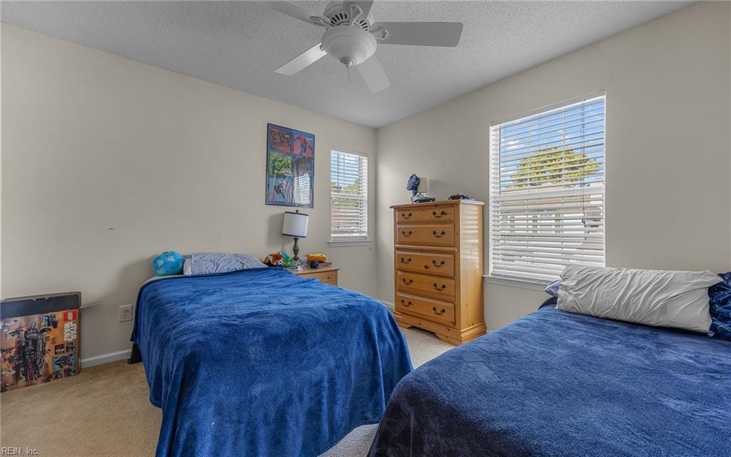 2304 Barnsely CT