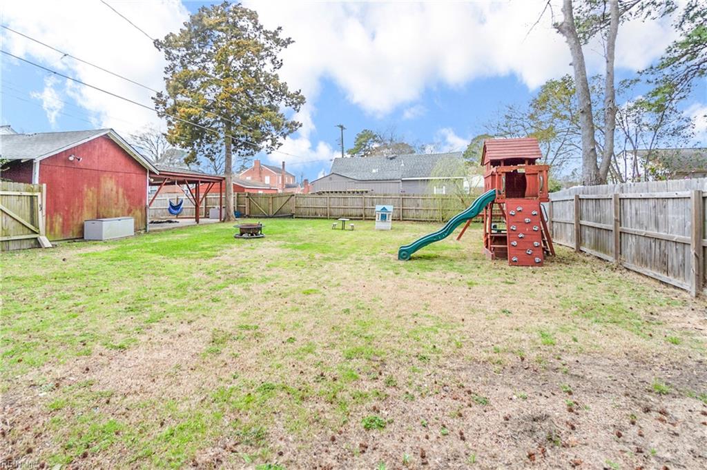 1205 Wilbur AVE
