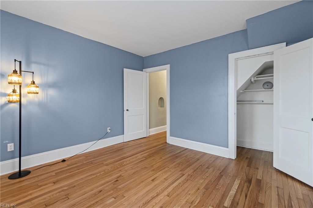 1205 Wilbur AVE