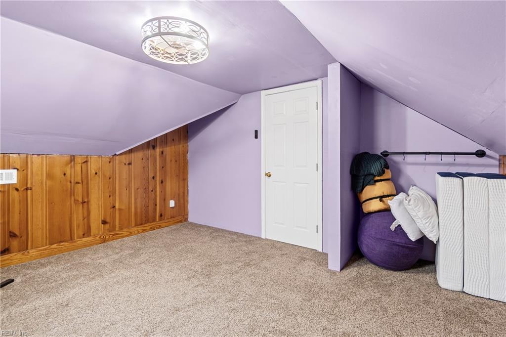 1205 Wilbur AVE