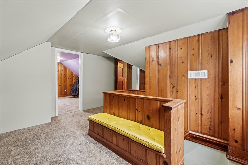 1205 Wilbur AVE