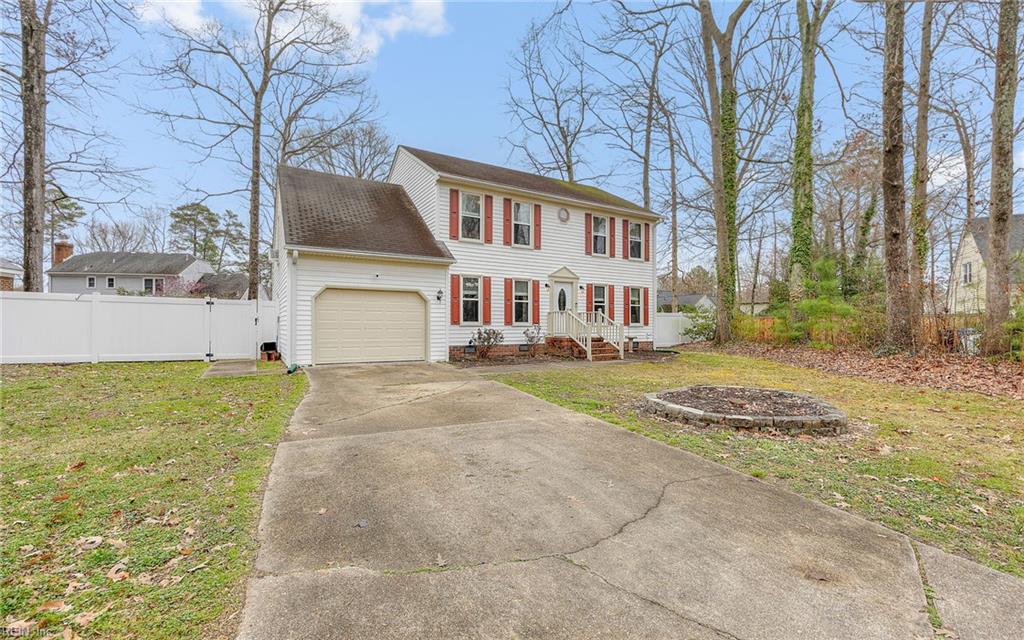 805 Mowbry CT