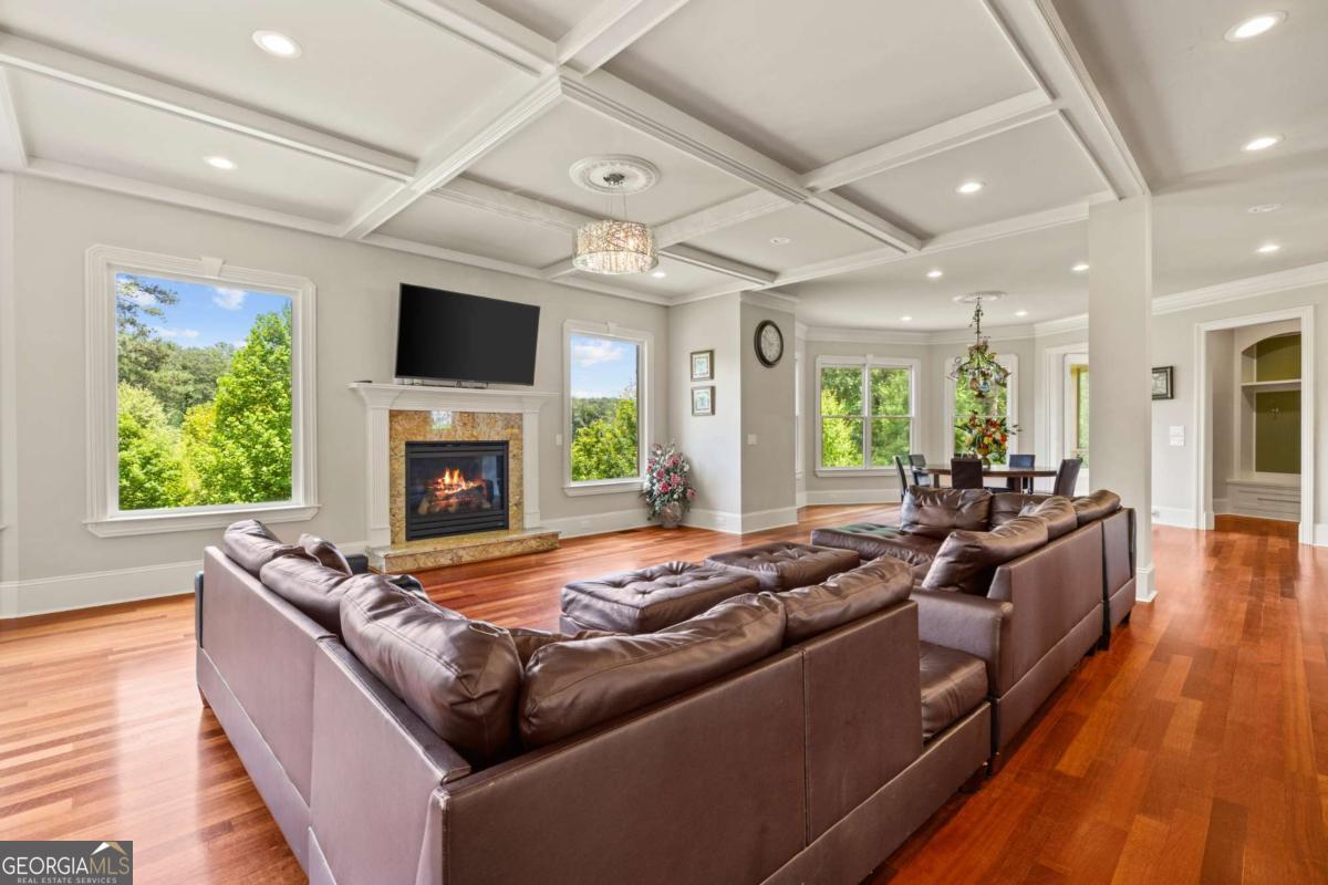 2267 Echo Trail NE