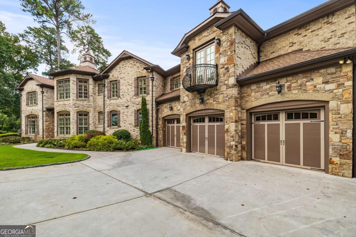 2267 Echo Trail NE