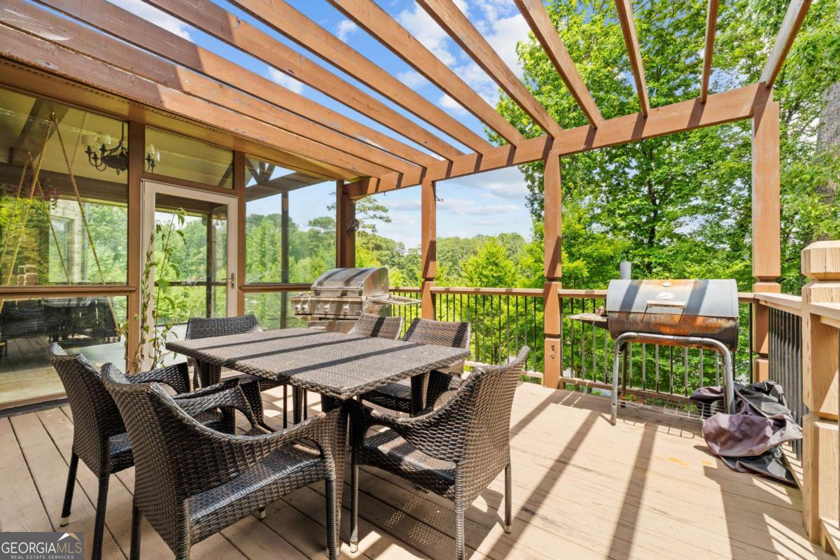 2267 Echo Trail NE
