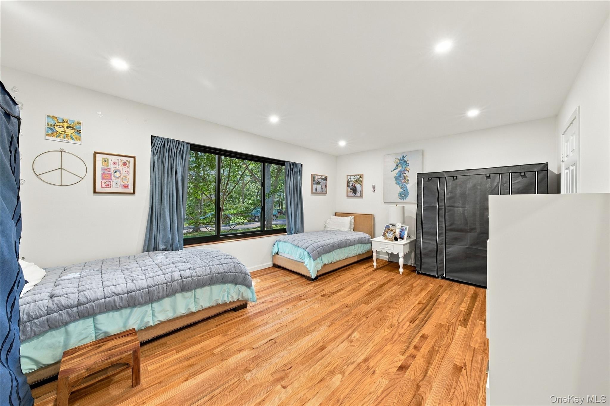 7 Bridle Path