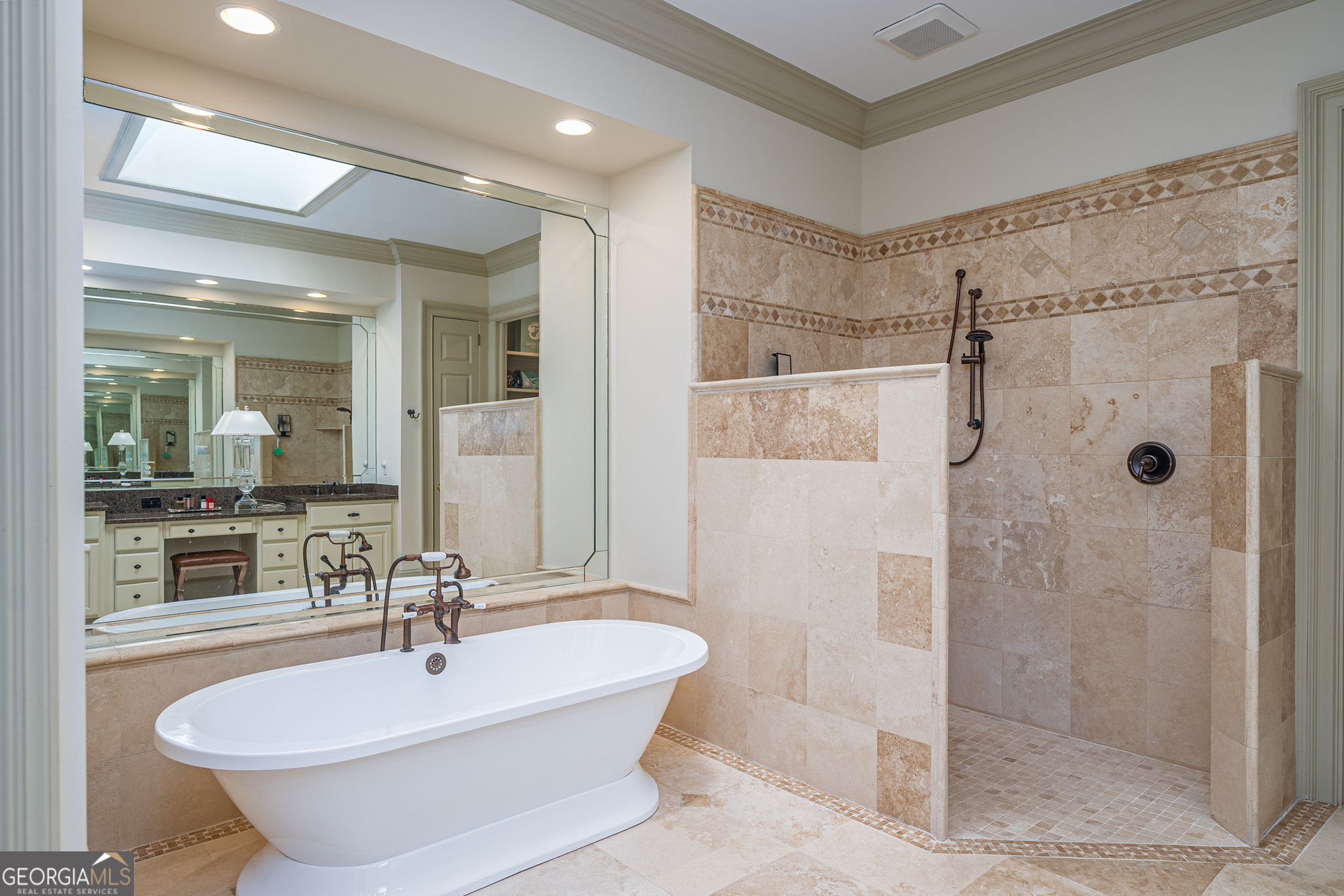 26 Little Comfort Road