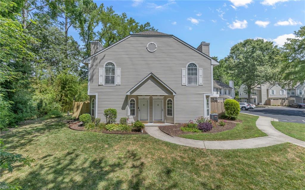 1025 Shelford CT