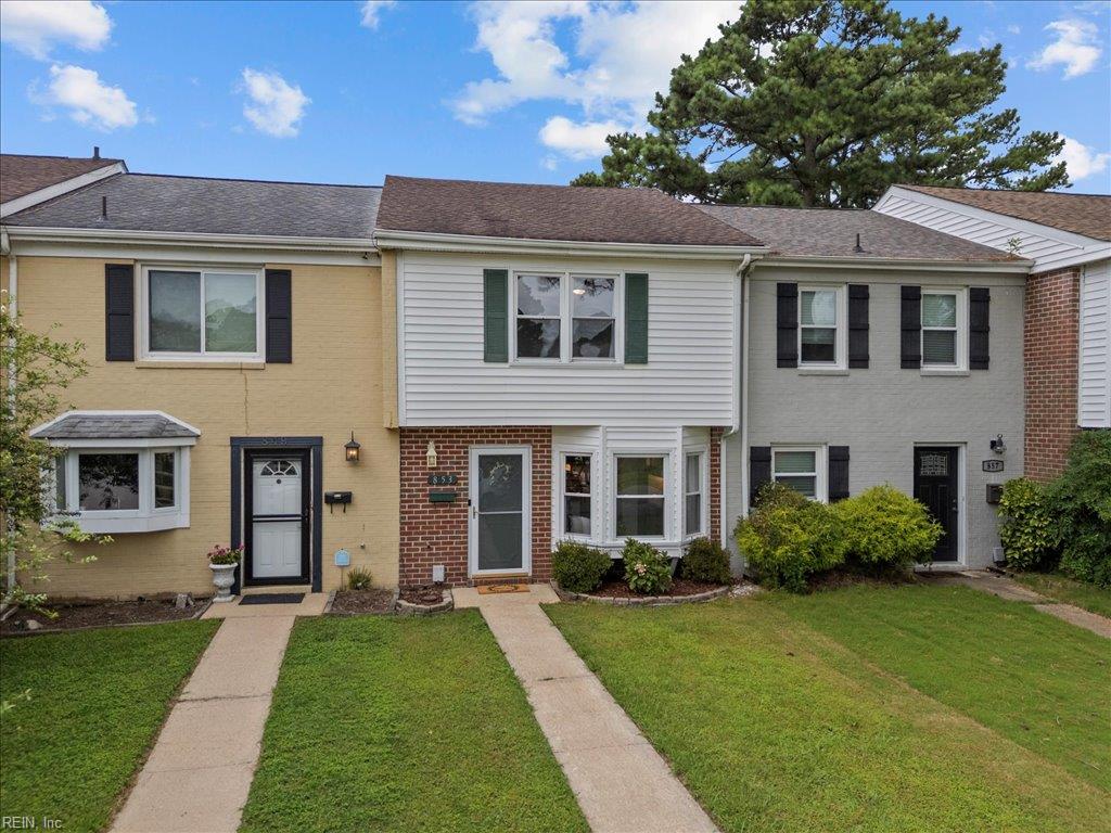 853 Cambridge DR