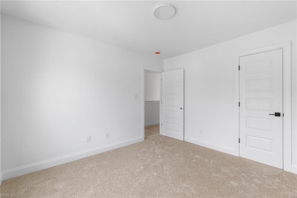 1217 Marshall AVE