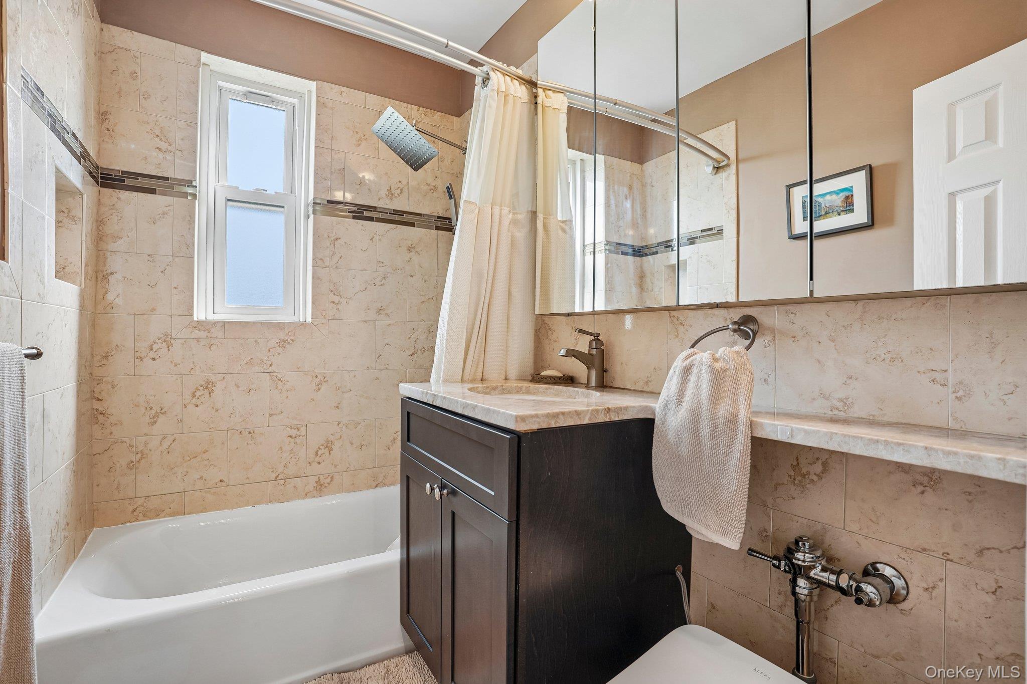 2 Bronxville Rd Rd Unit: 5D