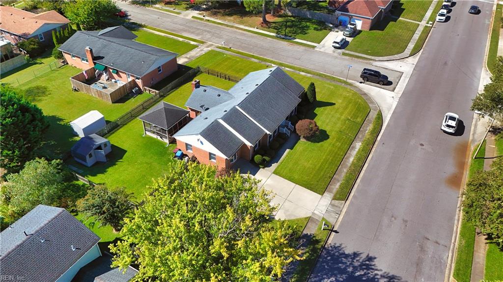 3909 Point Elizabeth DR