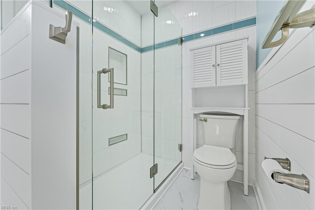 3909 Point Elizabeth DR