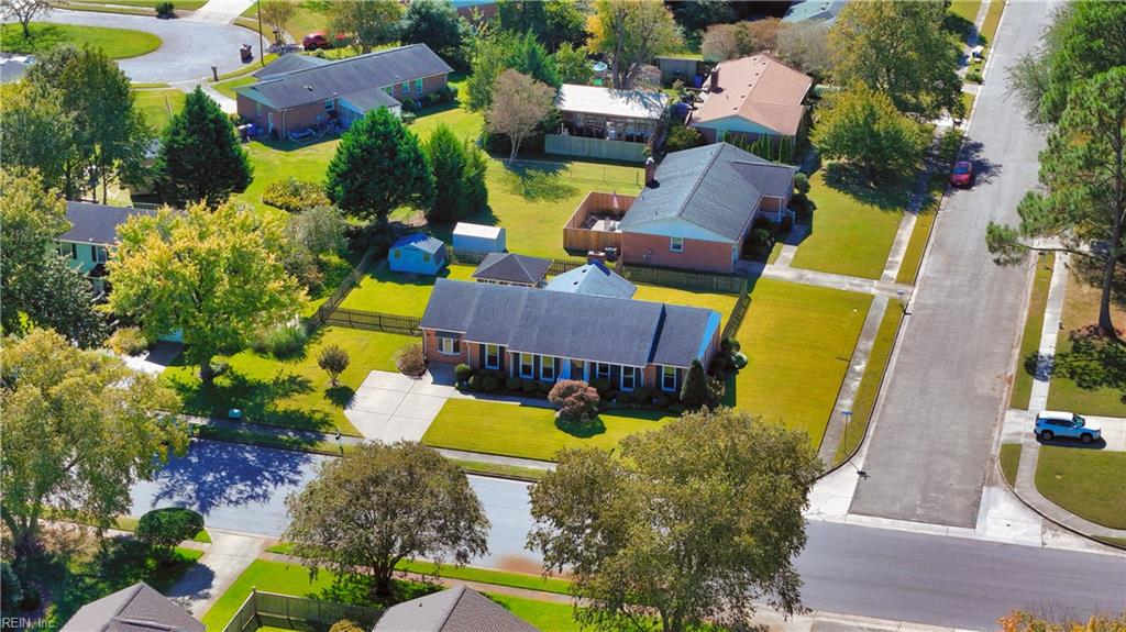 3909 Point Elizabeth DR