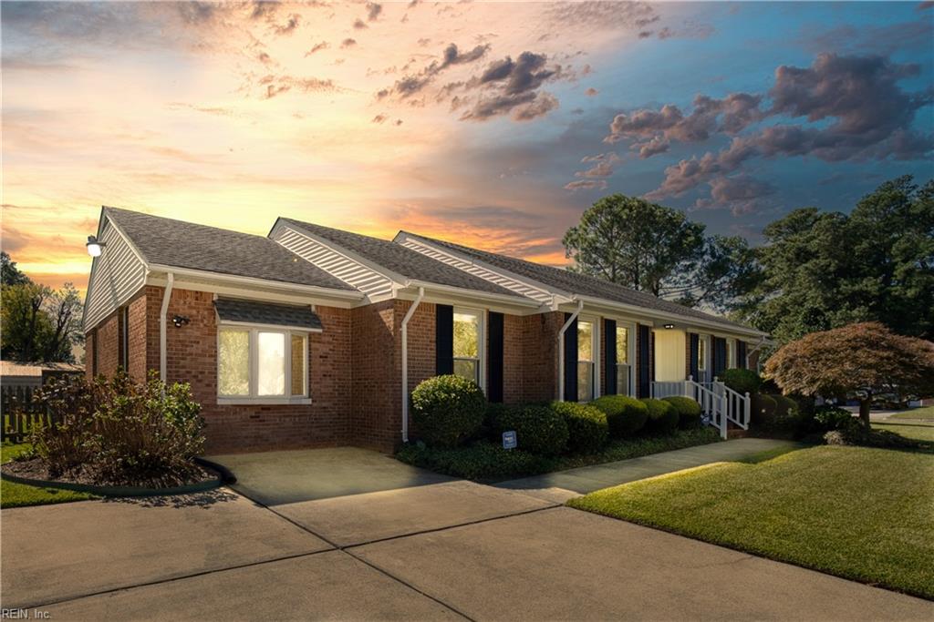 3909 Point Elizabeth DR
