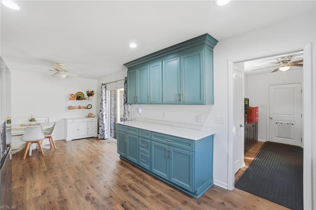 716 Summers PL