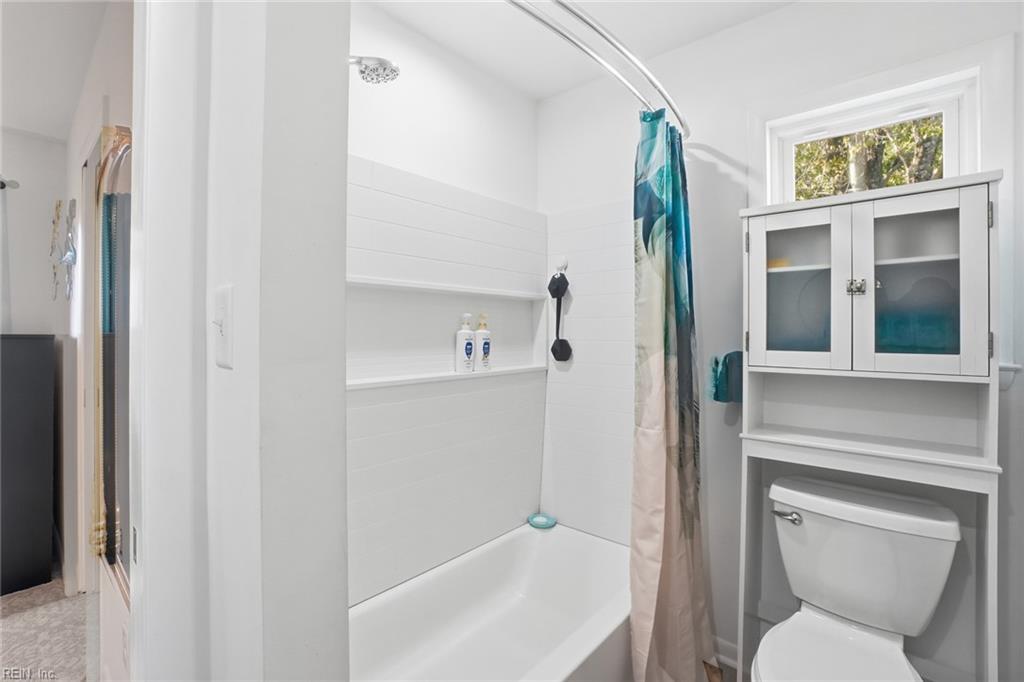 716 Summers PL
