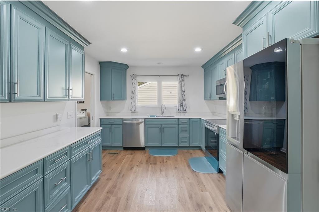 716 Summers PL
