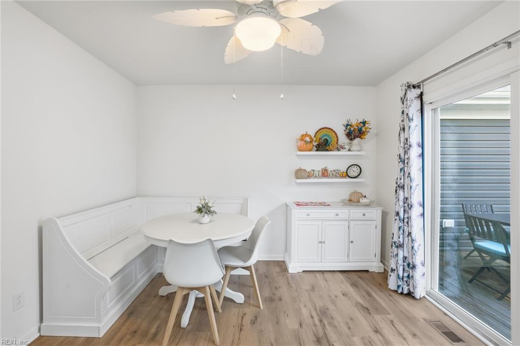 716 Summers PL