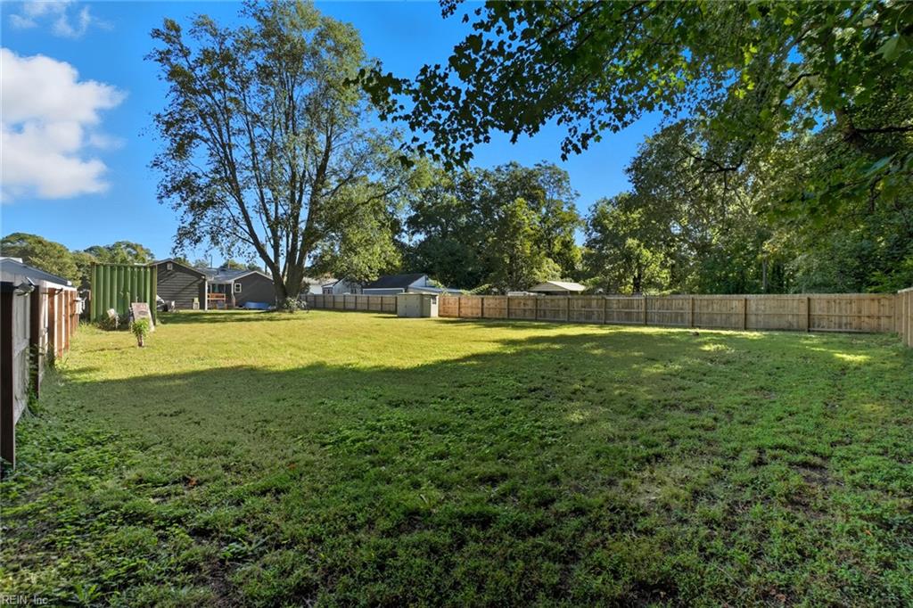 716 Summers PL