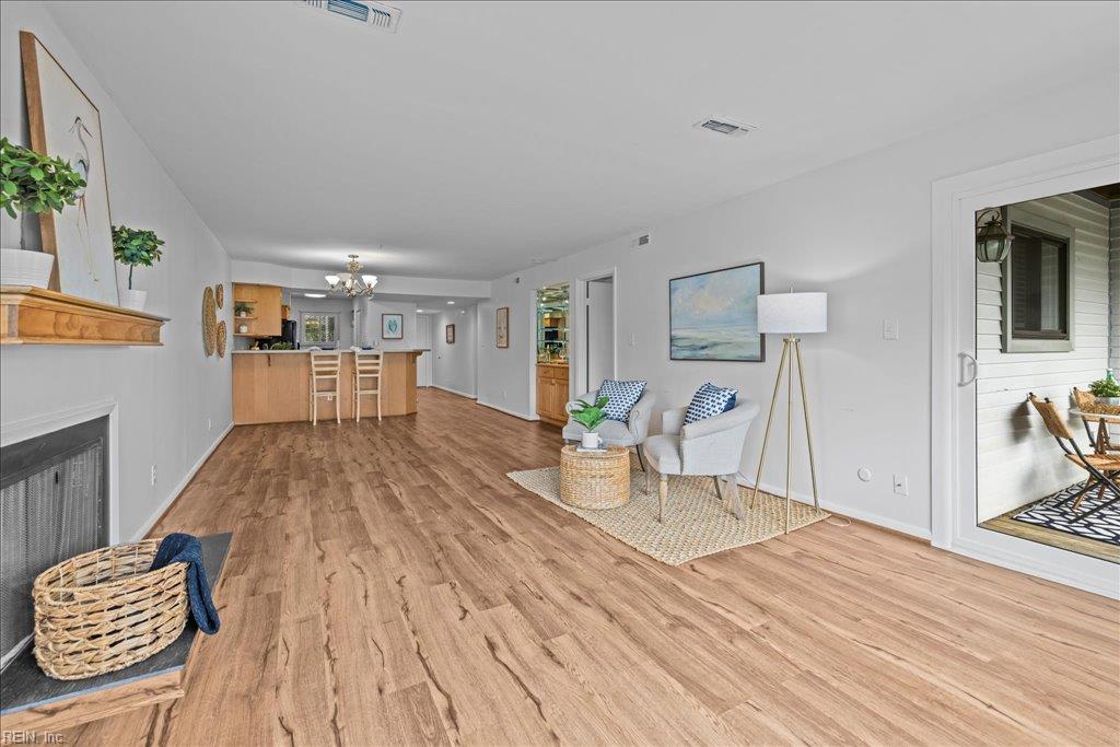 3200 Lynnhaven DR 204