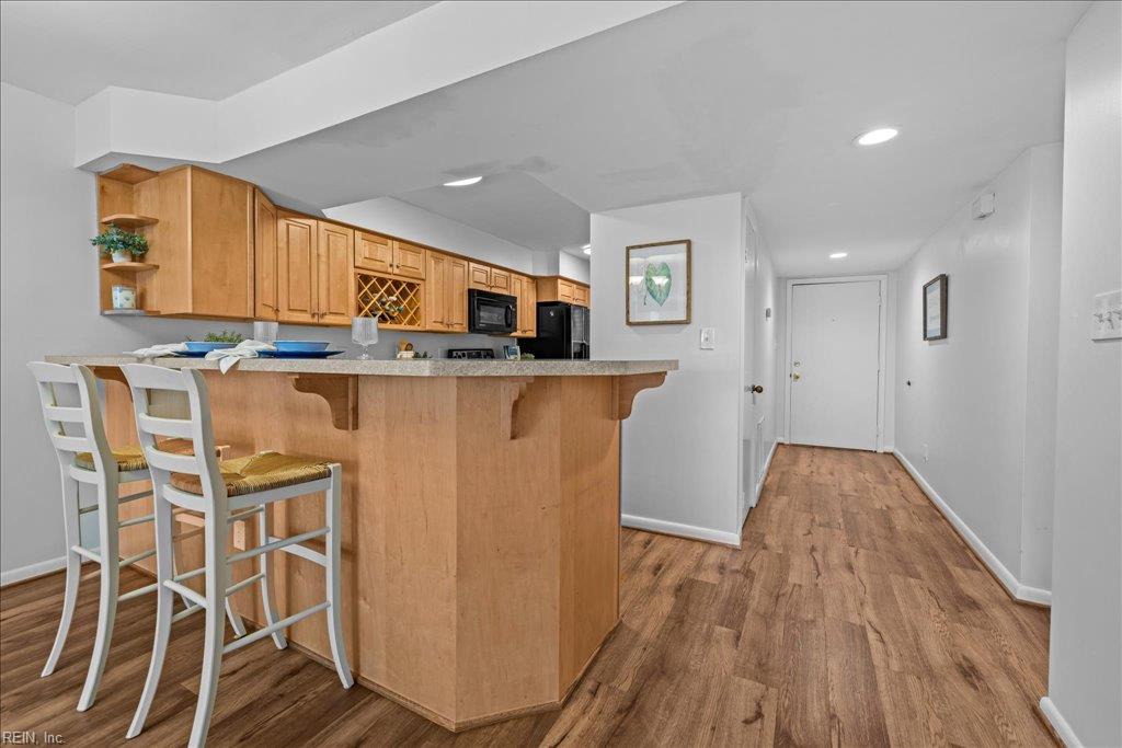 3200 Lynnhaven DR 204