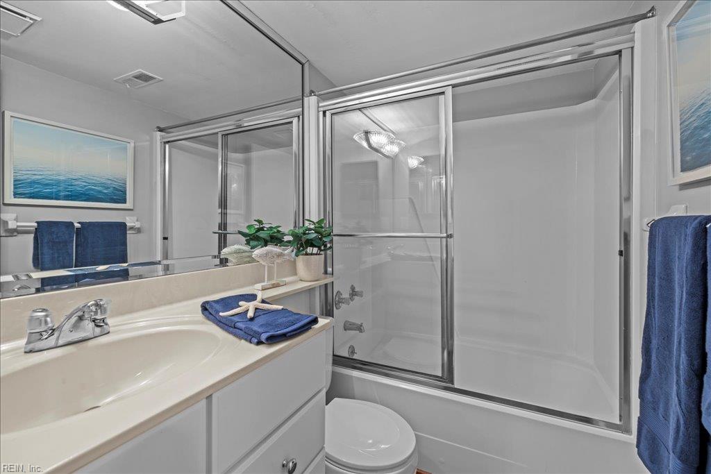 3200 Lynnhaven DR 204