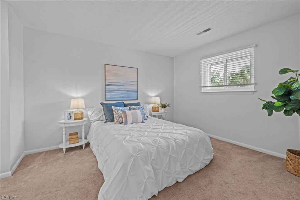 3200 Lynnhaven DR 204