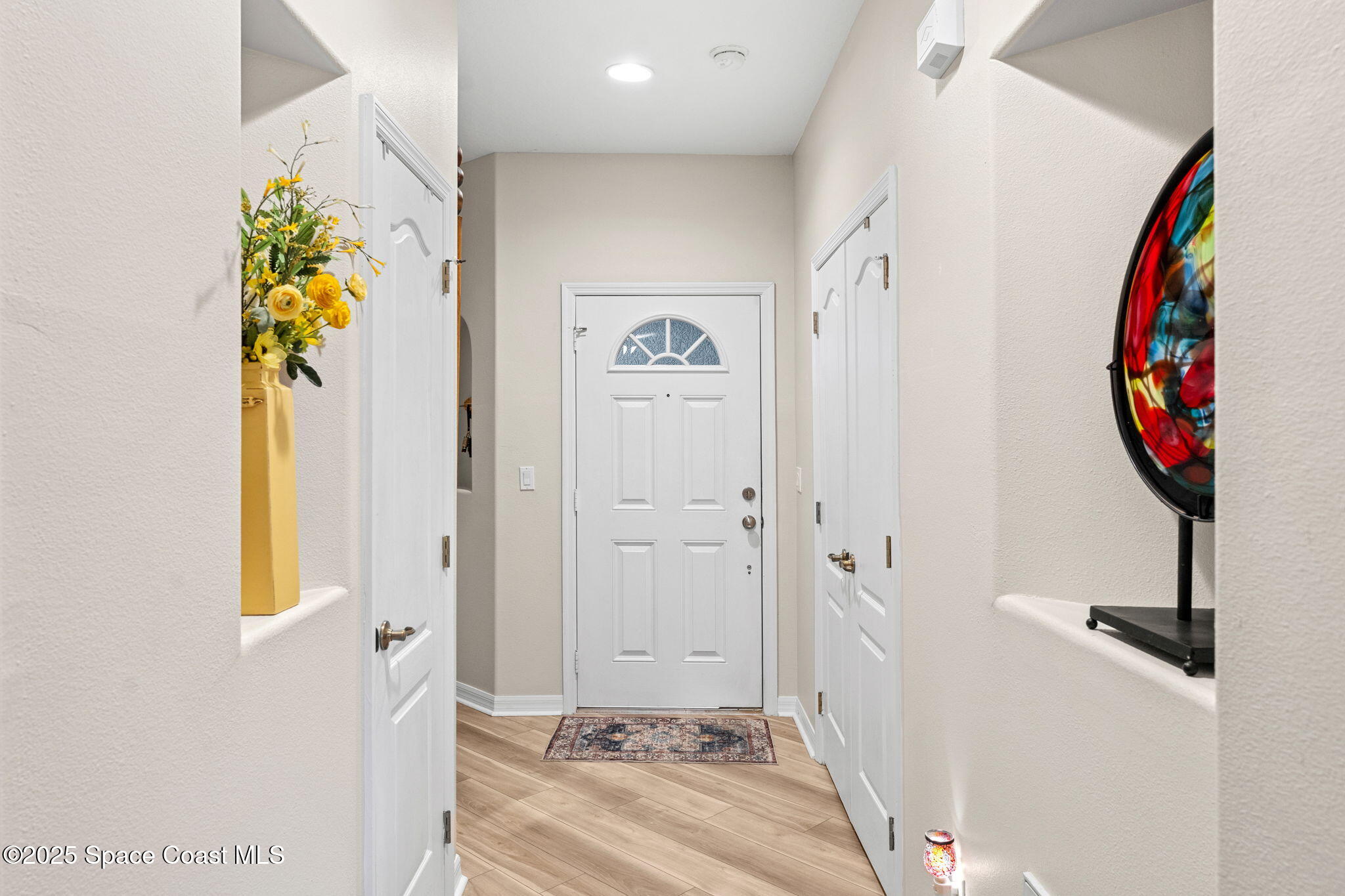 1035 Venetian Drive, 105