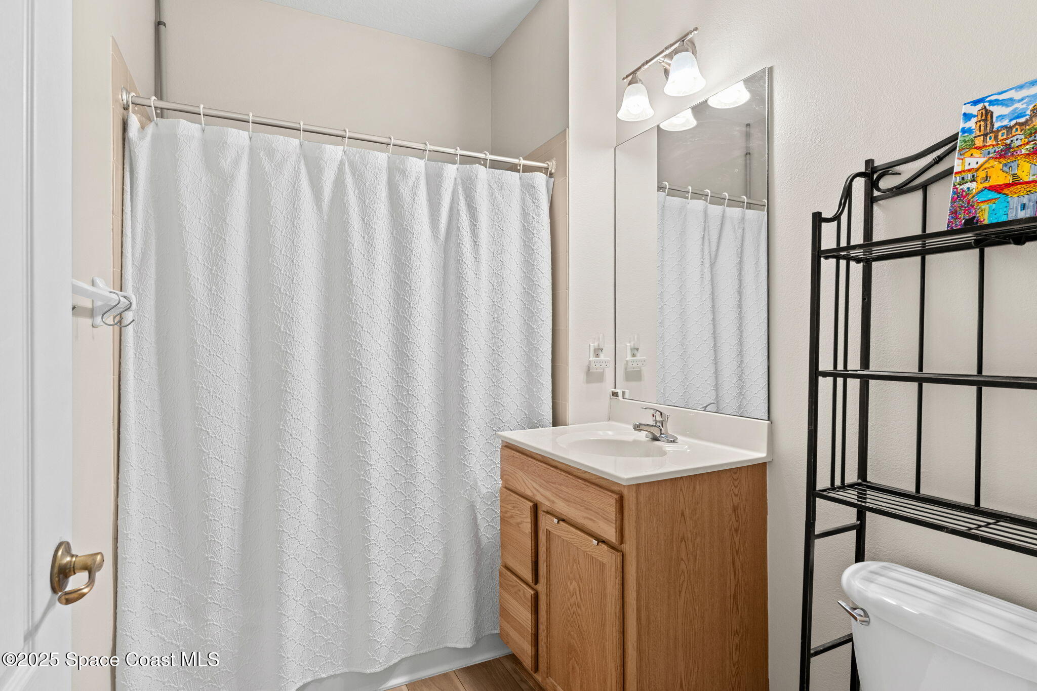 1035 Venetian Drive, 105