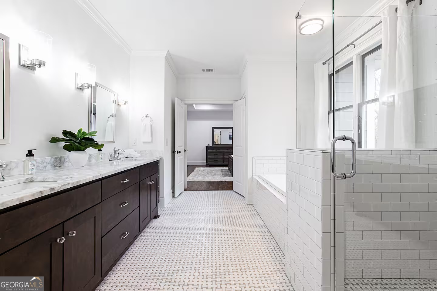 222 Kirkwood Road NE