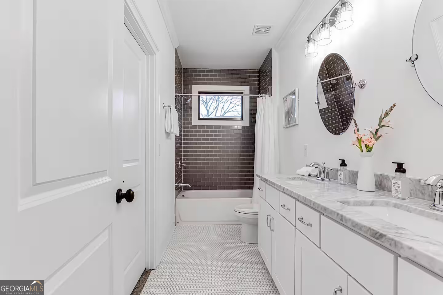 222 Kirkwood Road NE