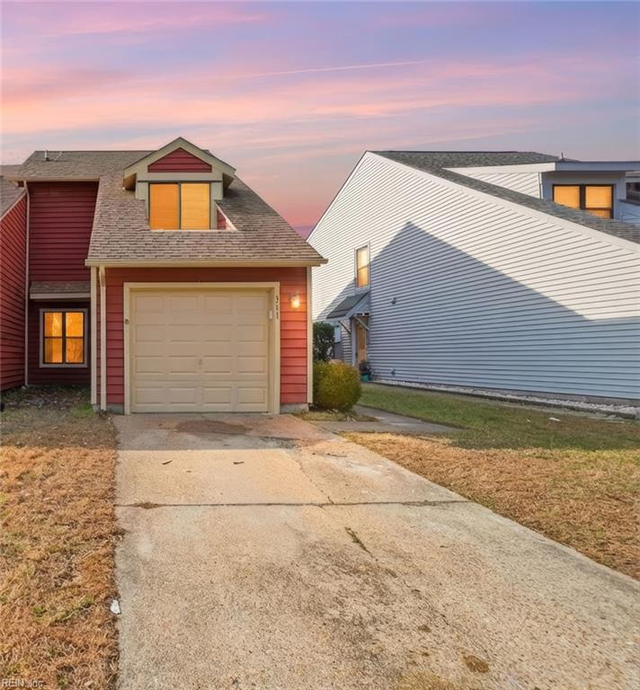 311 Elderwood CT