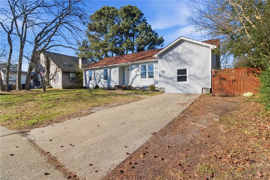 5180 Holly Farms DR