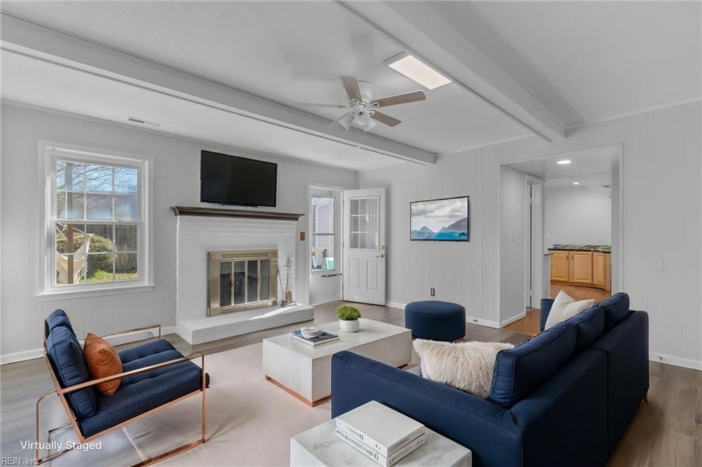 3332 King Richard CT