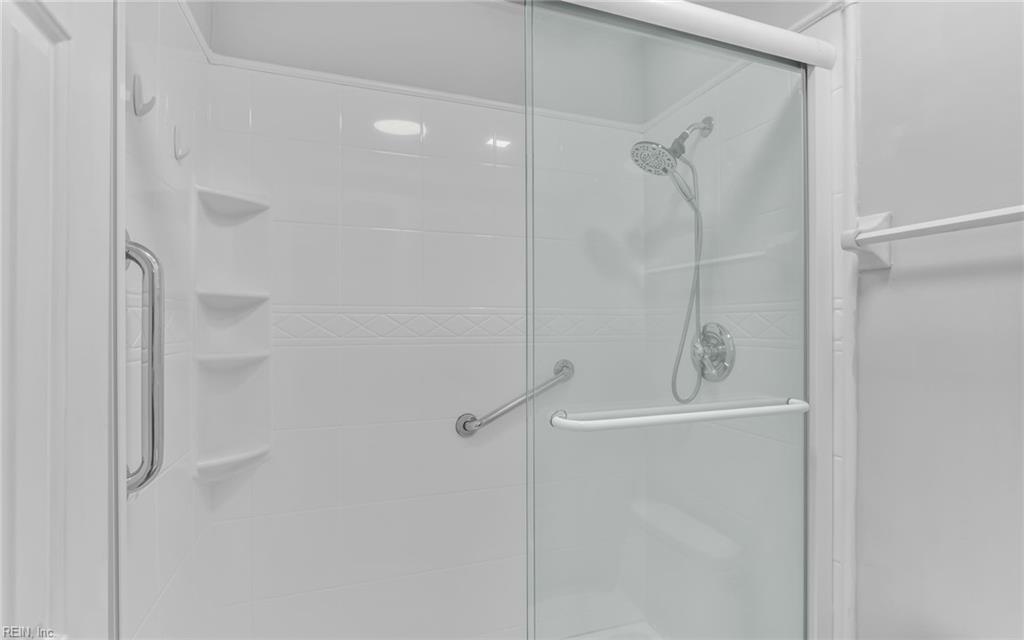 3332 King Richard CT