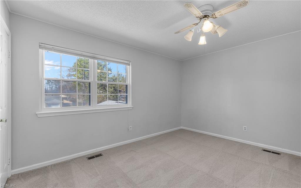 3332 King Richard CT