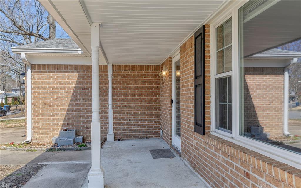 3332 King Richard CT