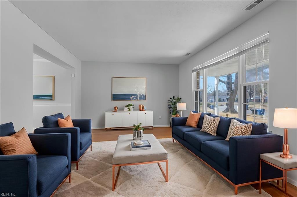 3332 King Richard CT