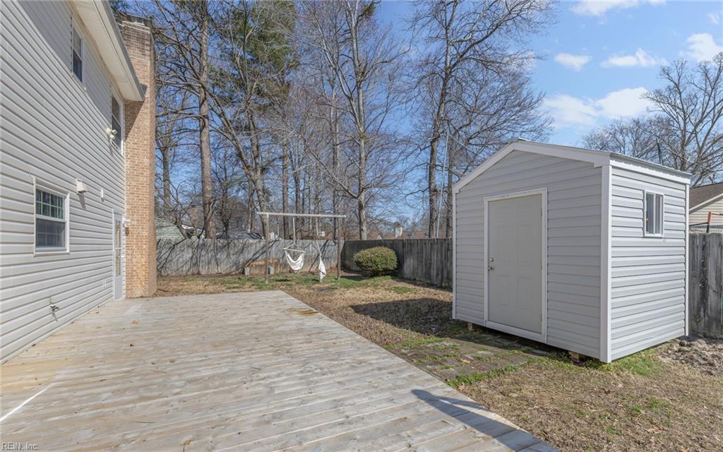 3332 King Richard CT