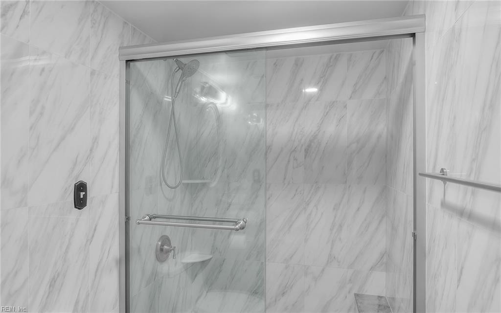 3332 King Richard CT