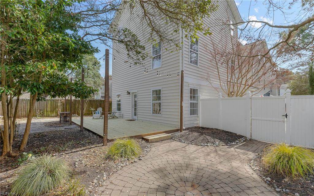 3734 Chesterfield AVE